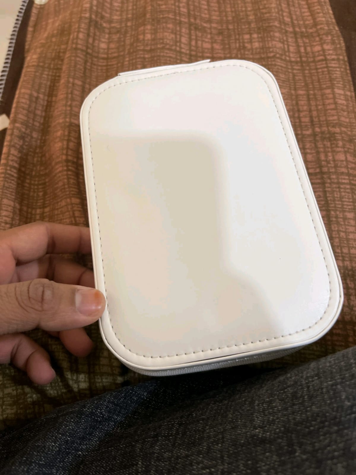 Portable LED Mirror Jewelry Case